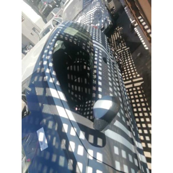 peugeot 206 berlina del año 2002