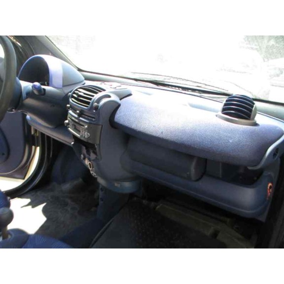 smart micro compact car del año 1999