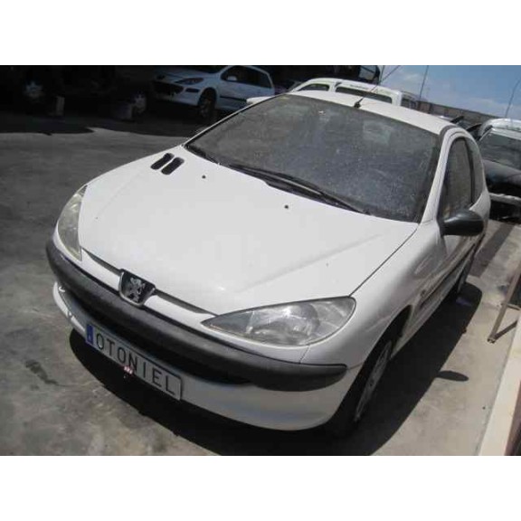 peugeot 206 berlina del año 2002