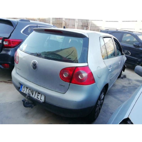 volkswagen golf v berlina (1k1) del año 2007