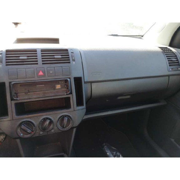 volkswagen polo (9n1) del año 2004