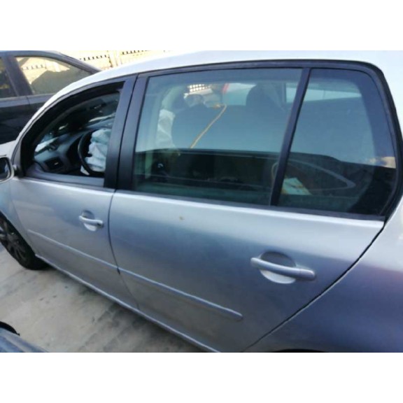 volkswagen golf v berlina (1k1) del año 2007