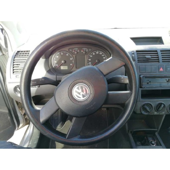 volkswagen polo (9n1) del año 2004