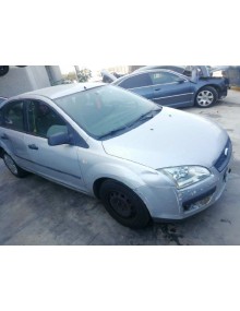 ford focus berlina (cap) del año 2004 2