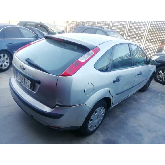 ford focus berlina (cap) del año 2004