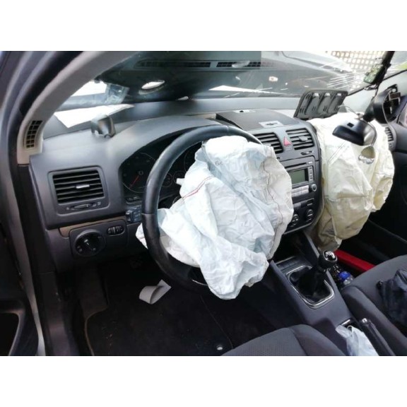 volkswagen golf v berlina (1k1) del año 2007