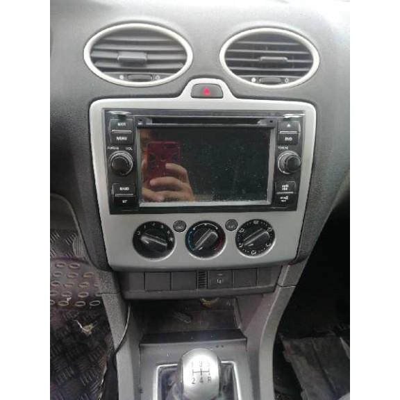 ford focus berlina (cap) del año 2004