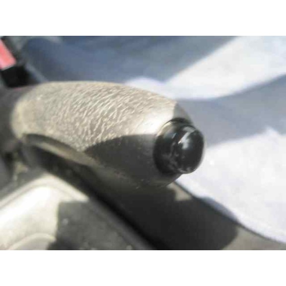 peugeot 206 berlina del año 2002