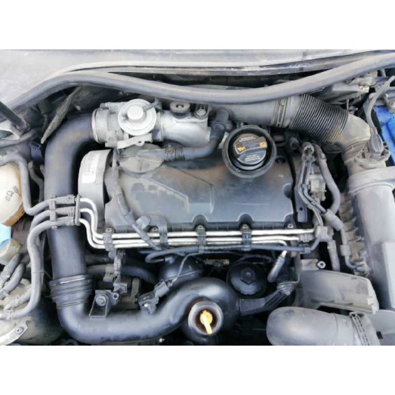 volkswagen golf v berlina (1k1) del año 2007