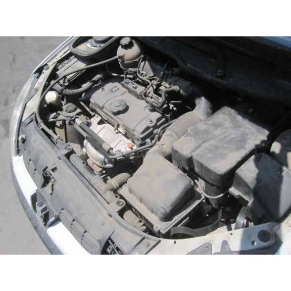 peugeot 206 berlina del año 2002