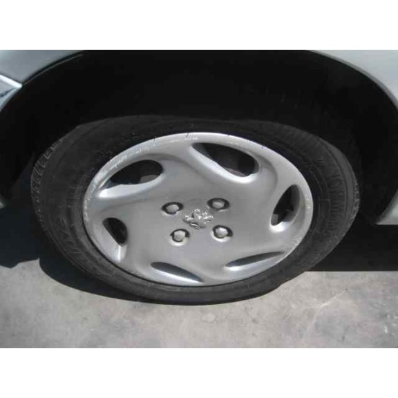 peugeot 206 berlina del año 2002