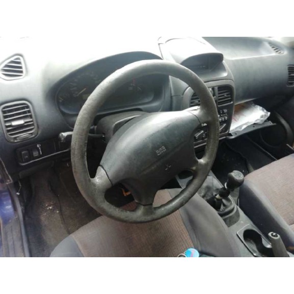 mitsubishi carisma berina 5 (da0) del año 1999