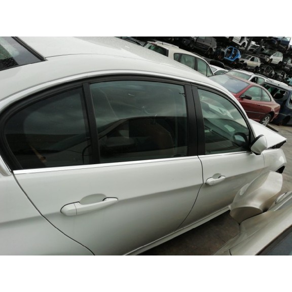 bmw serie 3 berlina (e90) del año 2011