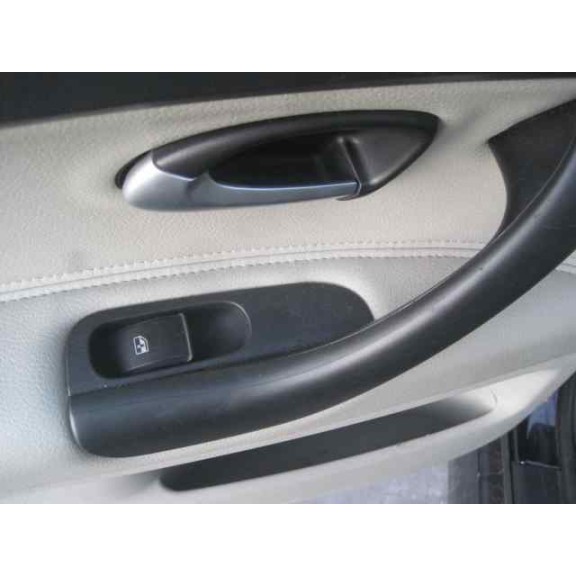 saab 9-3 berlina del año 2006