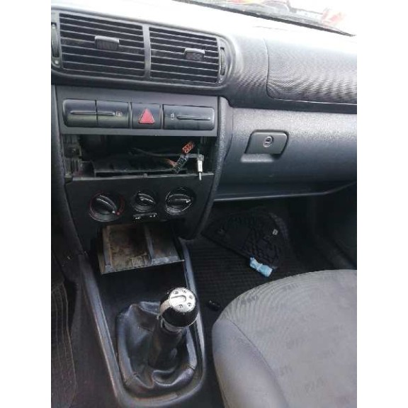 seat leon (1m1) del año 2002