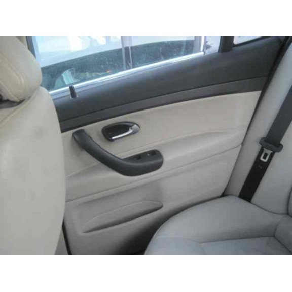 saab 9-3 berlina del año 2006