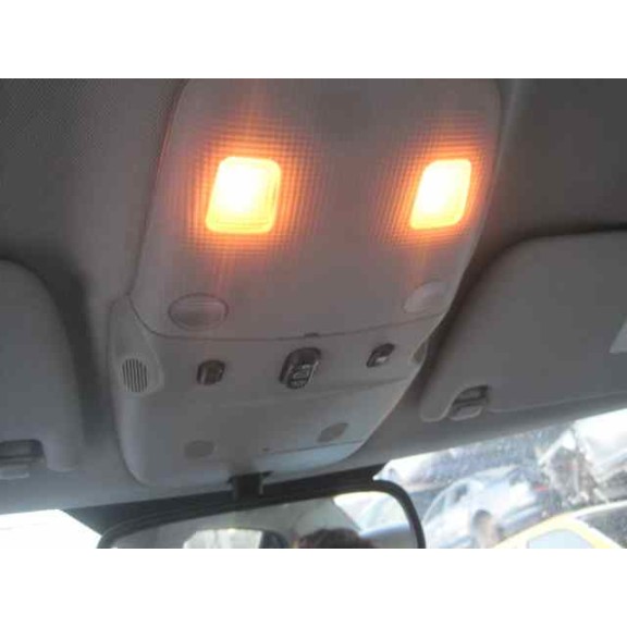 saab 9-3 berlina del año 2006