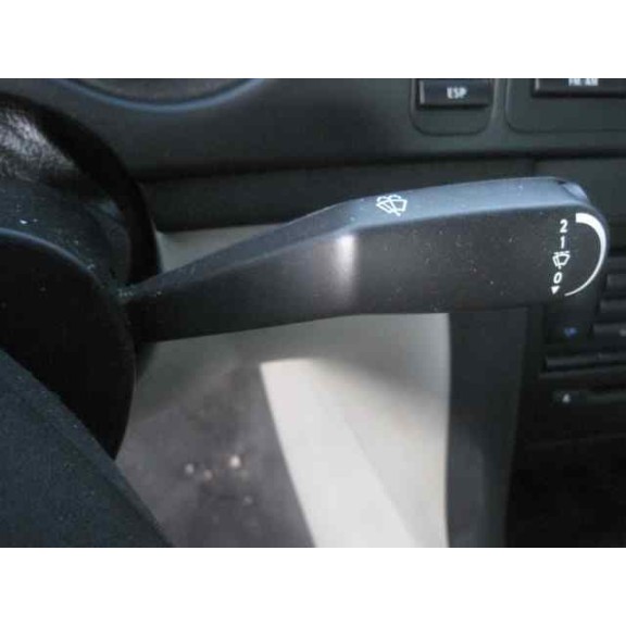 saab 9-3 berlina del año 2006