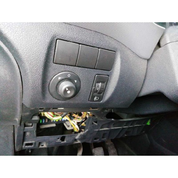 peugeot partner kombi del año 2013