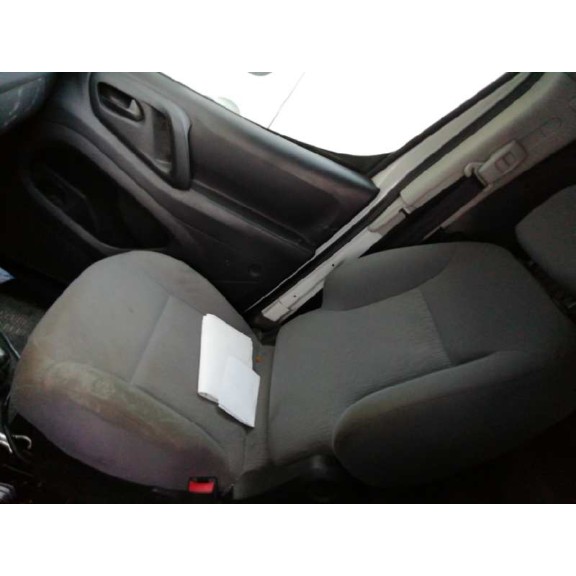 peugeot partner kombi del año 2013