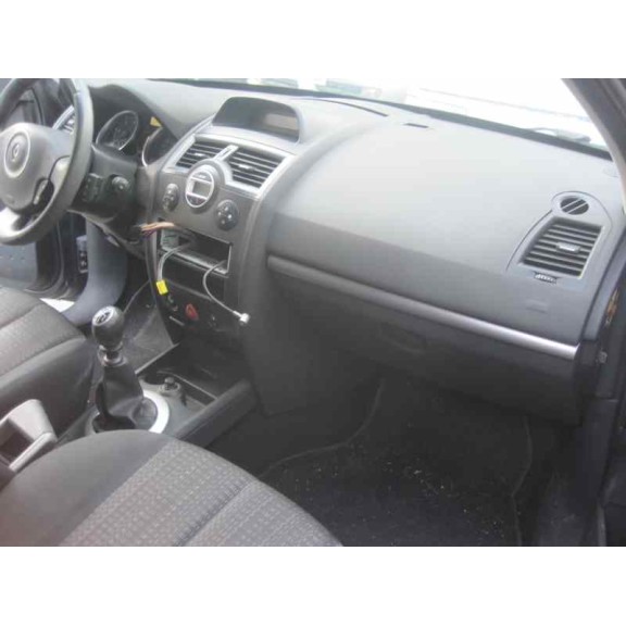 renault megane ii berlina 5p del año 2006