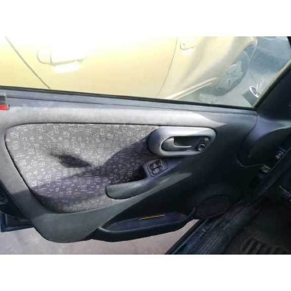 opel corsa c del año 2002