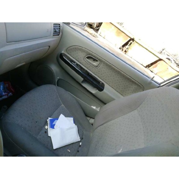 kia rio del año 2002