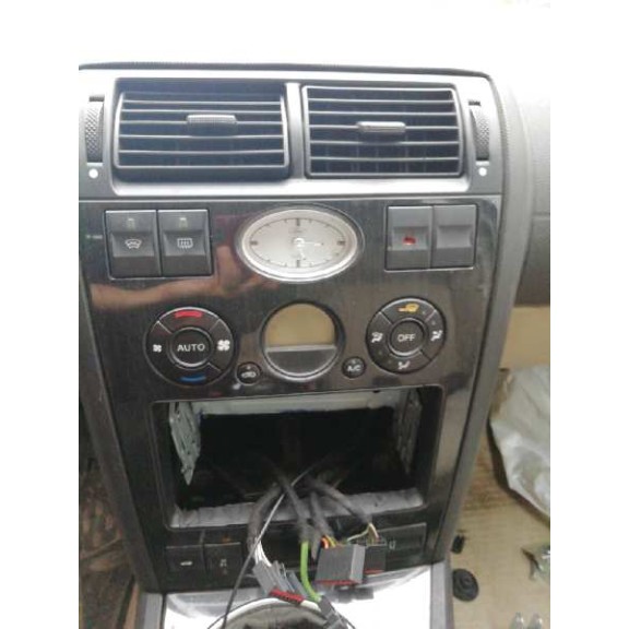 ford mondeo berlina (ge) del año 2003