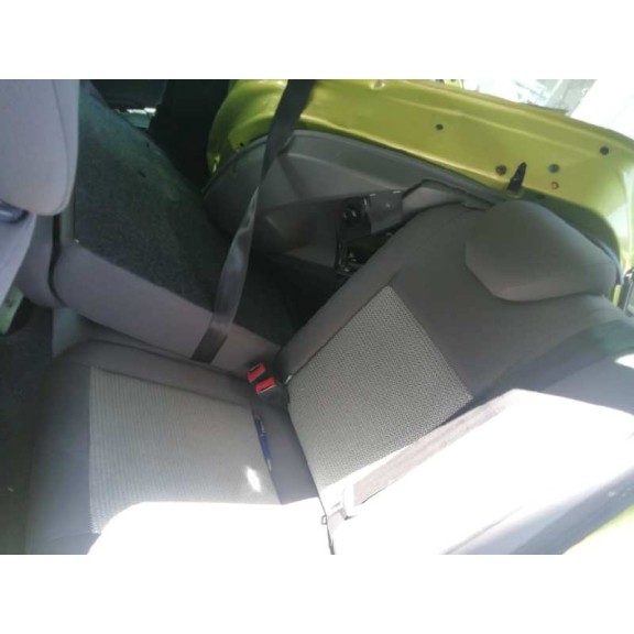 seat ibiza (6j5) del año 2008