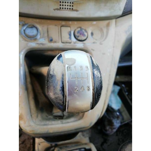 nissan nv 200 (m20) del año 2015