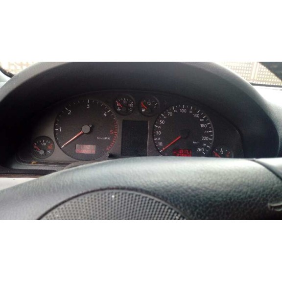 audi a4 berlina (b5) del año 2000