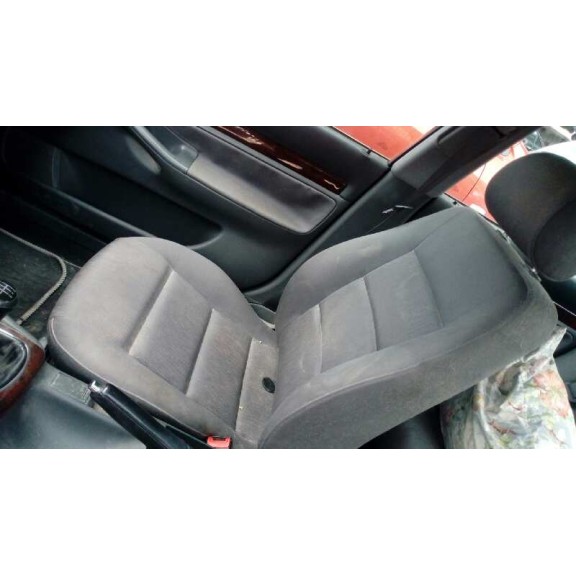 audi a4 berlina (b5) del año 2000