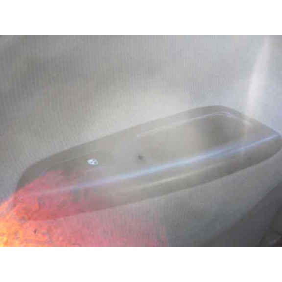 daewoo nubira berlina del año 2000