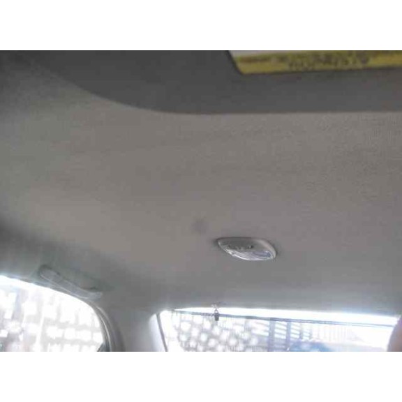 daewoo nubira berlina del año 2000