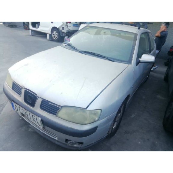 seat cordoba berlina (6k2) del año 2002