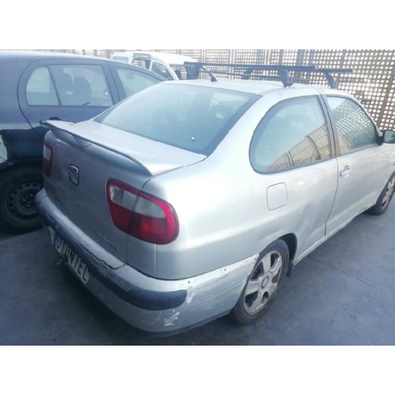 seat cordoba berlina (6k2) del año 2002