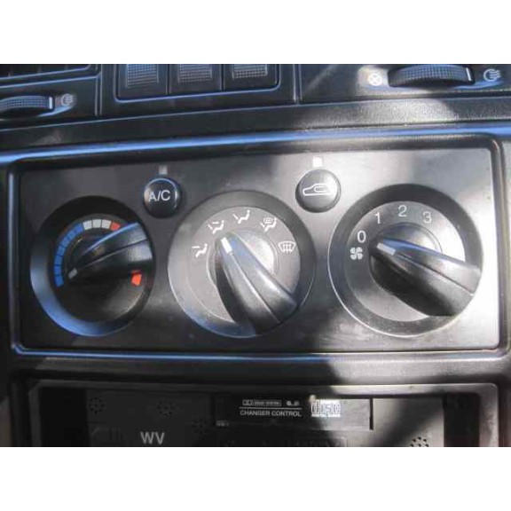 daewoo nubira berlina del año 2000