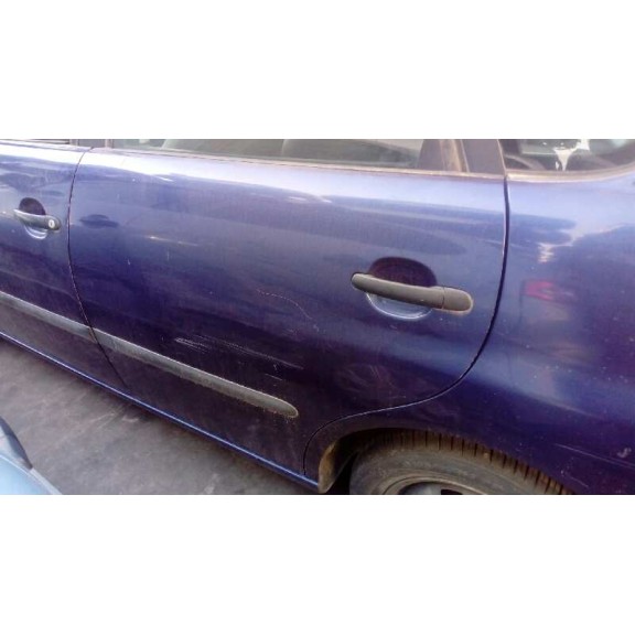 seat ibiza (6l1) del año 2004