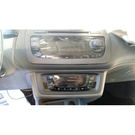 seat ibiza (6j5) del año 2010