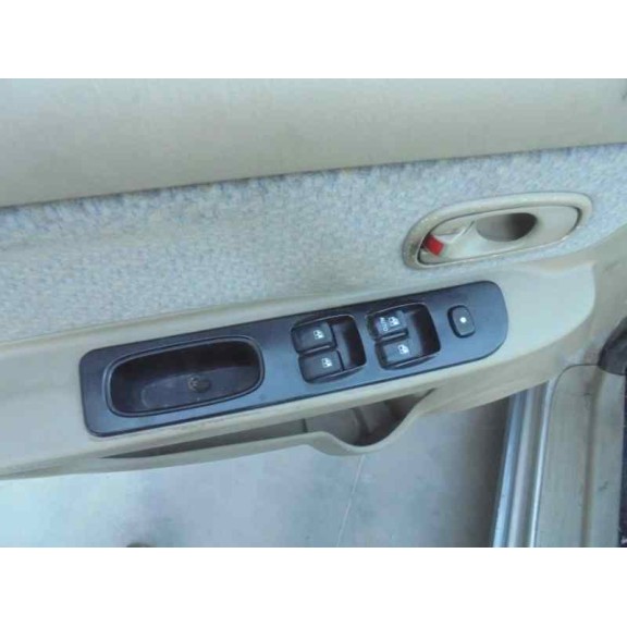 kia carens del año 2000