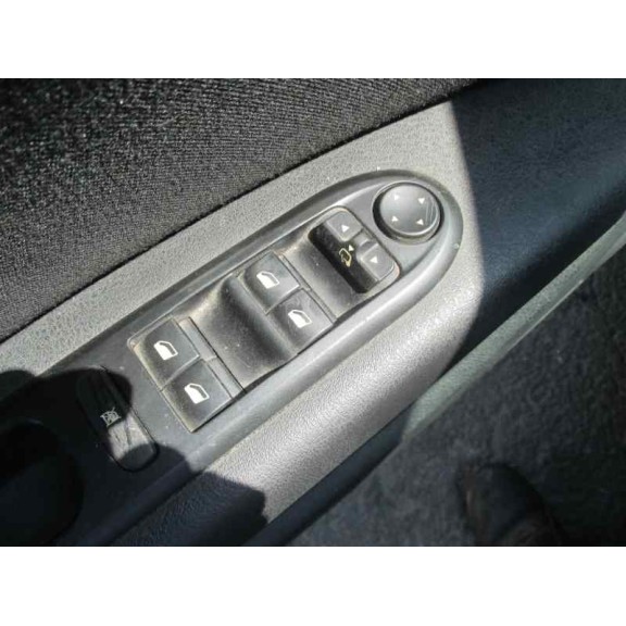 peugeot 407 del año 2004