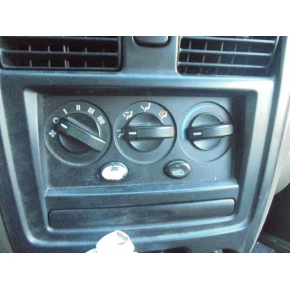 kia carens del año 2000