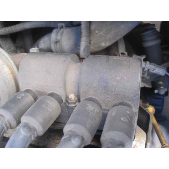 daewoo nubira berlina del año 2000