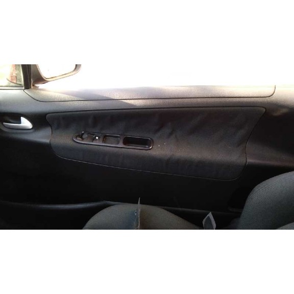 peugeot 207 del año 2007