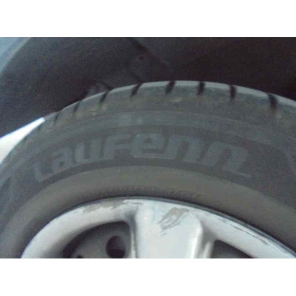 kia carens del año 2000