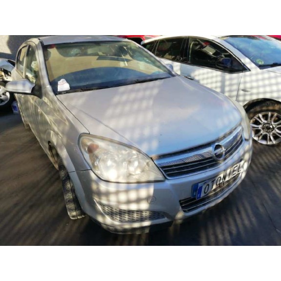 opel astra h berlina del año 2007