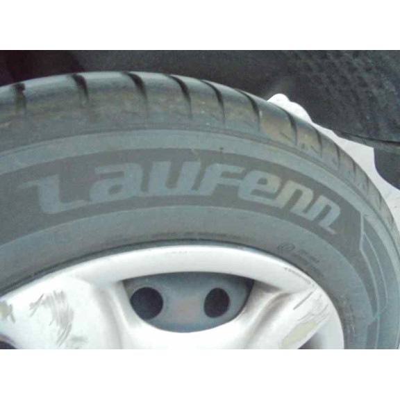 kia carens del año 2000