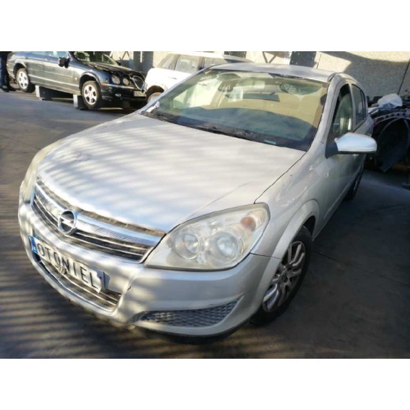 opel astra h berlina del año 2007