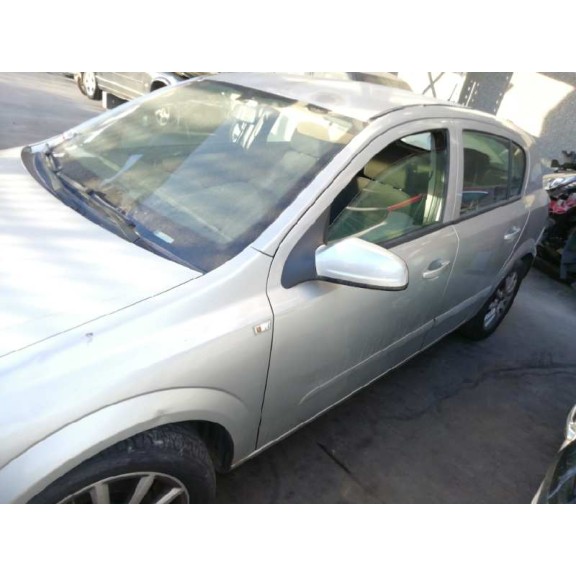 opel astra h berlina del año 2007
