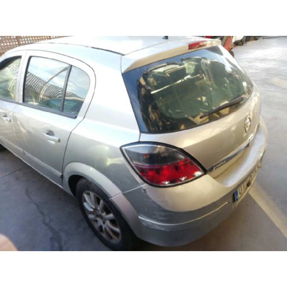 opel astra h berlina del año 2007